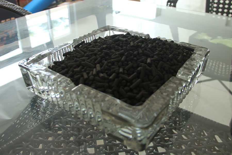 パラジウム炭素脱酸剤