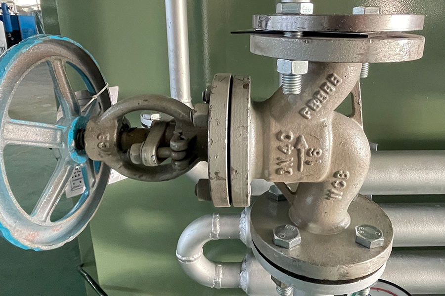 角型アンモニア分解水素製造装置