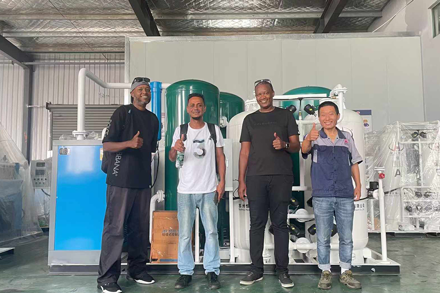 セイシェルの顧客は工場を訪問するとすぐに注文します