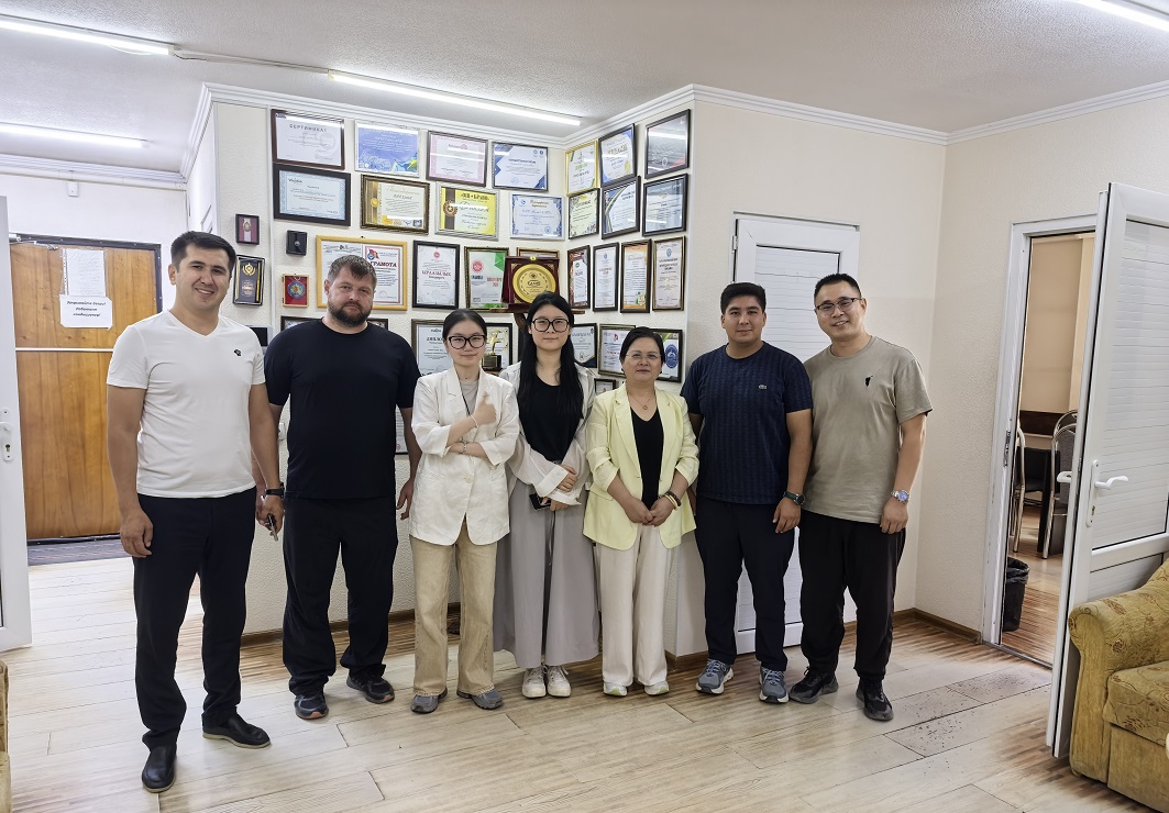 グローバルパートナーシップの強化: ウズベキスタンとキルギスへの旅